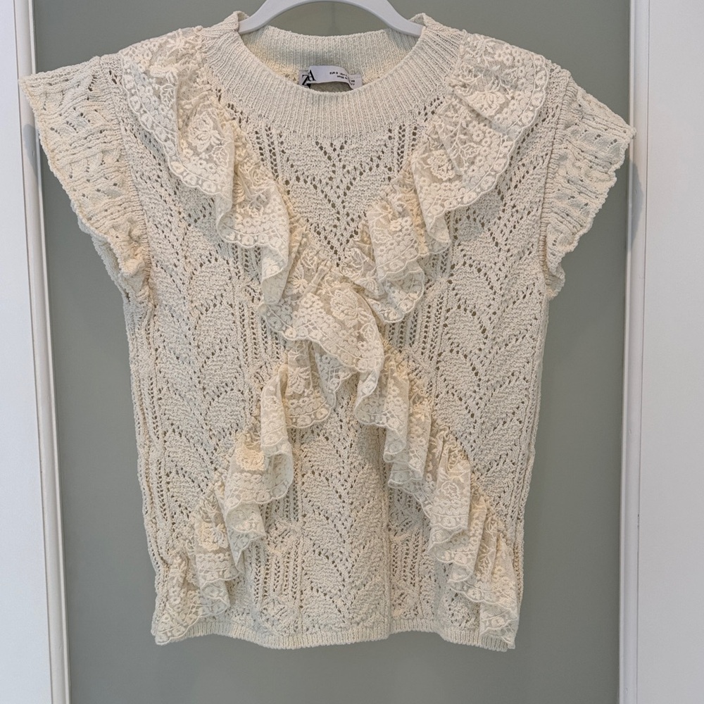 Zara Cream Lace Ruffle Knit Sleeveless Top
